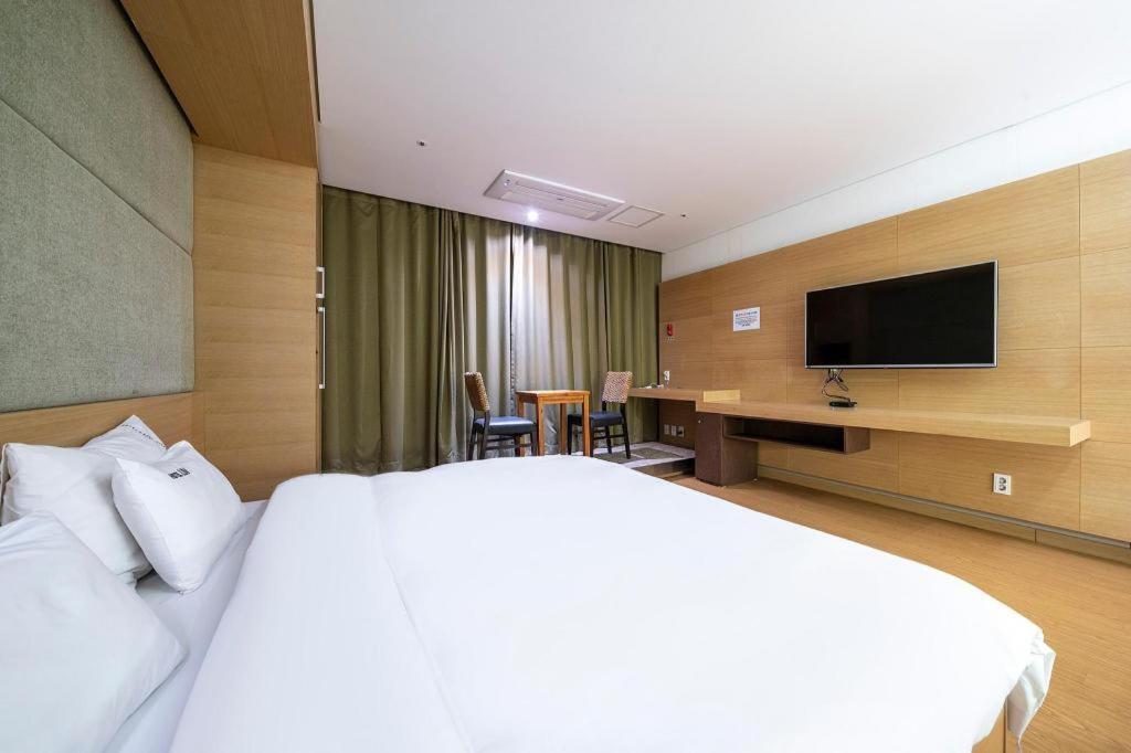 Business Design Hotel Luv Incheon Dış mekan fotoğraf
