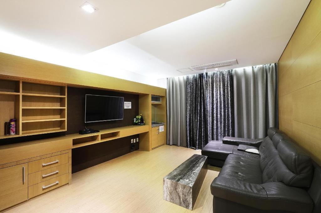 Business Design Hotel Luv Incheon Dış mekan fotoğraf