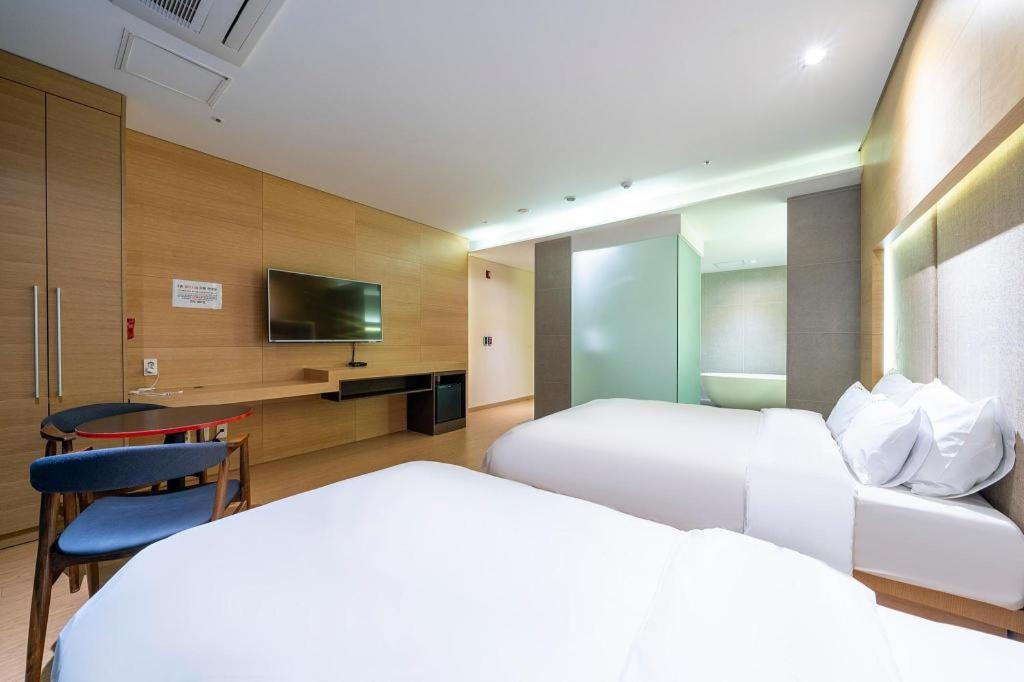 Business Design Hotel Luv Incheon Dış mekan fotoğraf