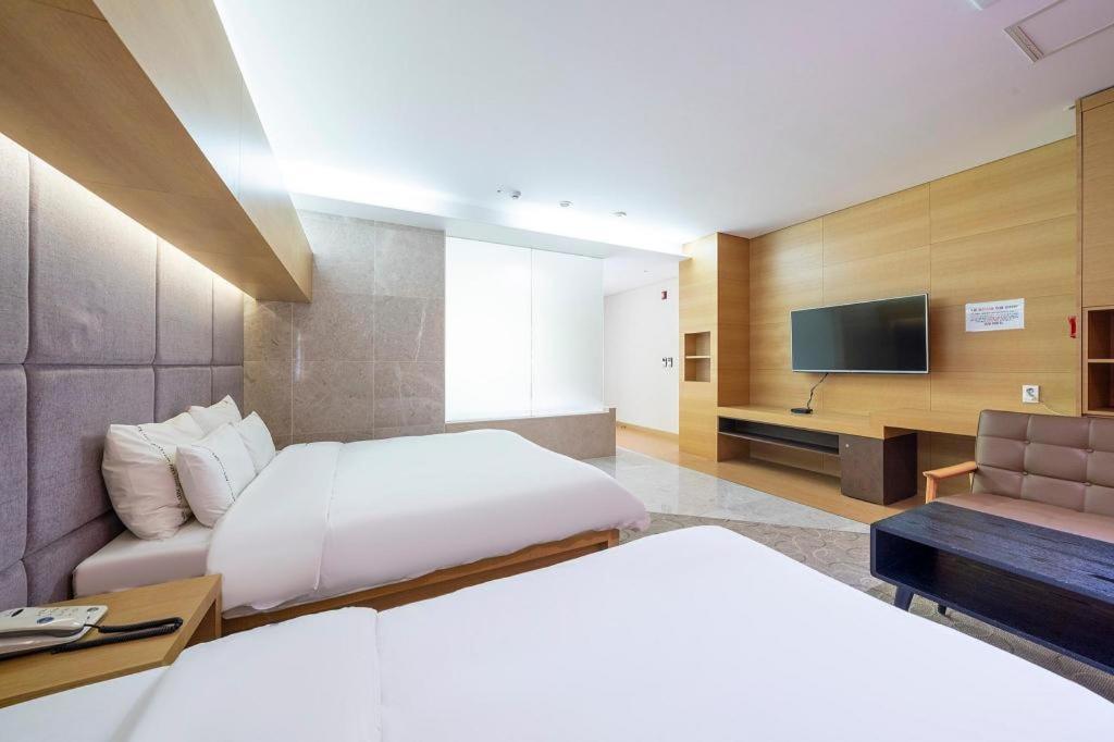 Business Design Hotel Luv Incheon Dış mekan fotoğraf
