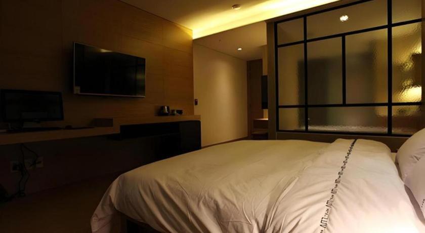 Business Design Hotel Luv Incheon Dış mekan fotoğraf