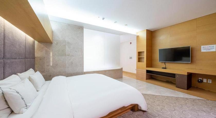 Business Design Hotel Luv Incheon Dış mekan fotoğraf
